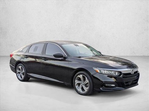 Used 2018 Honda Accord EX image 3
