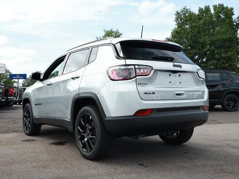 New 2026 Jeep Compass Latitude AWD/4WD image 8