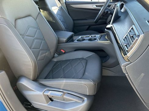 New 2026 Volkswagen Atlas Cross Sport SE FWD image 7