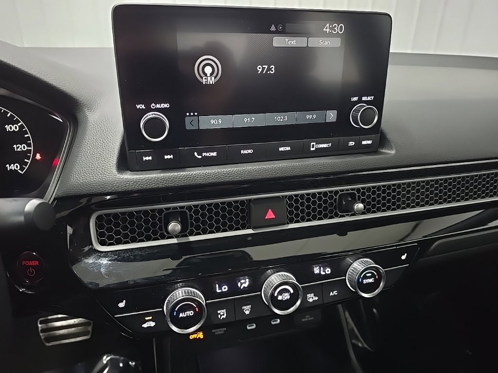 Used 2025 Honda Civic Sport image 25