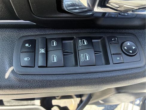 Used 2022 RAM 1500 Classic Warlock AWD/4WD image 14