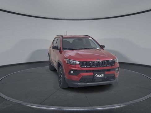 New 2026 Jeep Compass Latitude image 4