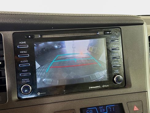 Used 2020 Toyota Sienna XLE image 18