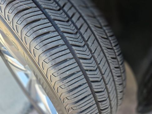 Used 2018 Volkswagen Atlas S image 20