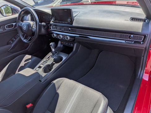 Used 2025 Honda Civic Sport image 36