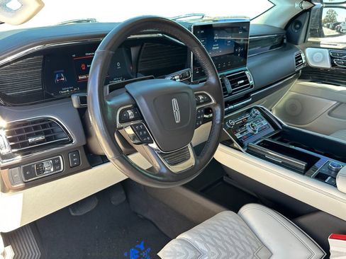 Used 2022 Lincoln Navigator L Black Label image 14