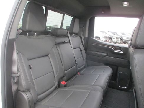 Used 2025 GMC Sierra 1500 Elevation w/ Elevation Premium Package image 26