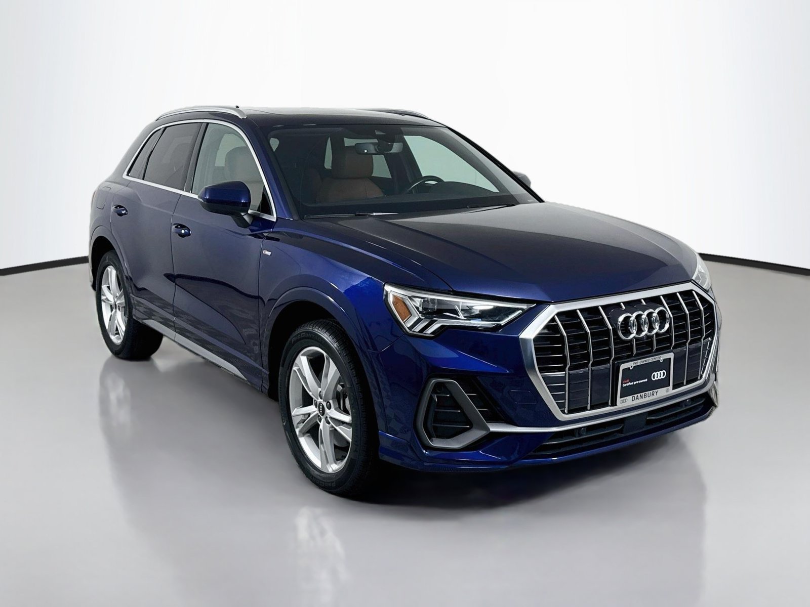 Certified 2024 Audi Q3 2.0T Premium Plus AWD/4WD image 7