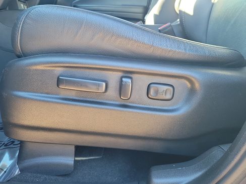 Used 2021 Honda Pilot Elite image 24