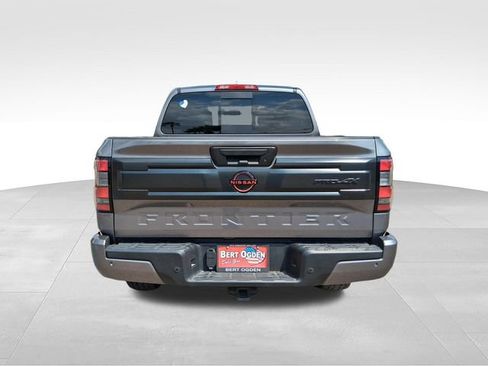 Certified 2025 Nissan Frontier PRO-4X w/ Tow Package AWD/4WD image 6