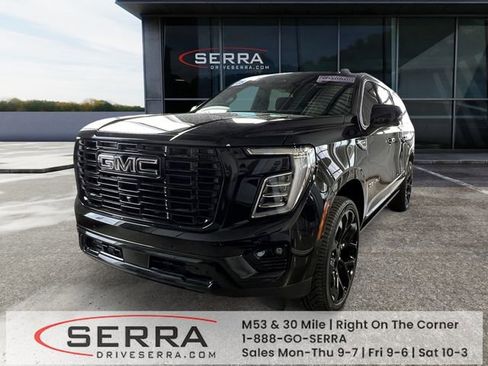 Used 2025 GMC Yukon XL Denali w/ Denali Reserve Package image 1