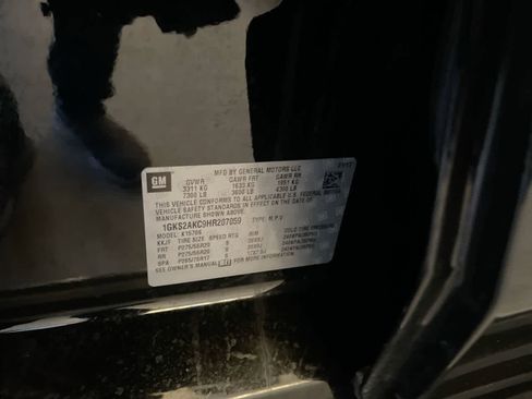 Used 2017 GMC Yukon SLE w/ SLE Value Package image 28