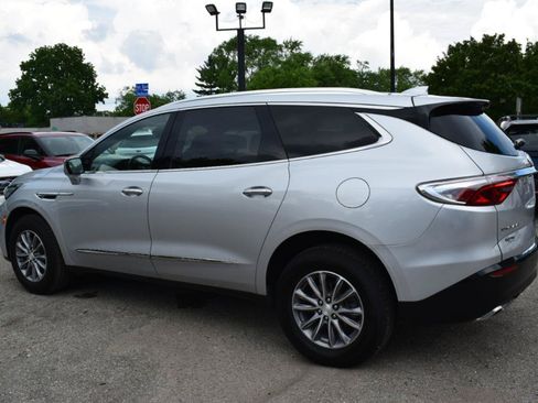 Used 2022 Buick Enclave Premium FWD image 8