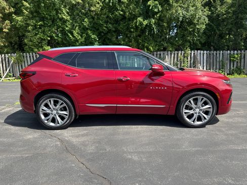 Used 2019 Chevrolet Blazer Premier w/ Sun and Wheels Package AWD/4WD image 2