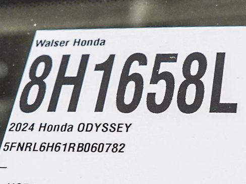 Used 2024 Honda Odyssey EX-L image 31
