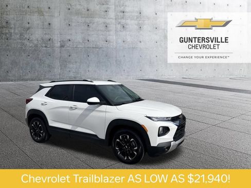 Used 2023 Chevrolet TrailBlazer LT FWD image 1