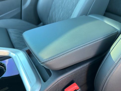 Certified 2025 Audi SQ5 Premium Plus image 21