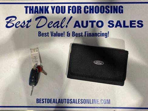 Used 2017 Ford F250 XLT w/ XLT Premium Package AWD/4WD image 30