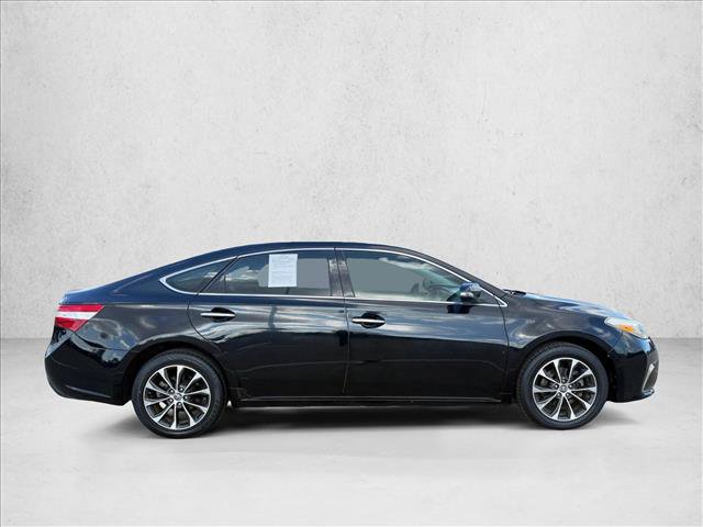 Used 2016 Toyota Avalon XLE FWD image 4