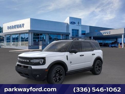 New 2026 Ford Bronco Sport Outer Banks w/ Outer Banks Tech Package+ AWD/4WD image 1