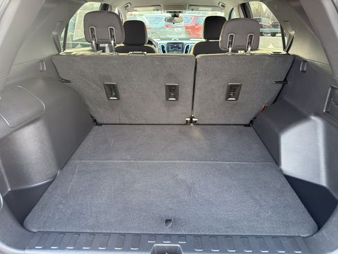 Used 2020 Chevrolet Equinox LT image 35