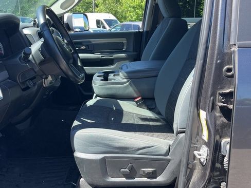 Used 2018 RAM 2500 Big Horn AWD/4WD image 9