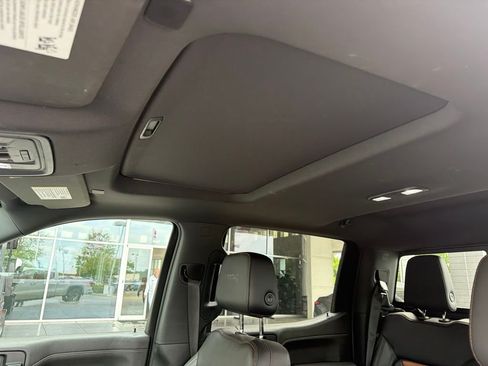 Used 2020 GMC Sierra 1500 AT4 w/ AT4 Premium Package AWD/4WD image 8