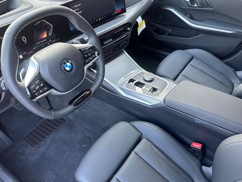 Used 2026 BMW 330i Sedan w/ Premium Package RWD image 4