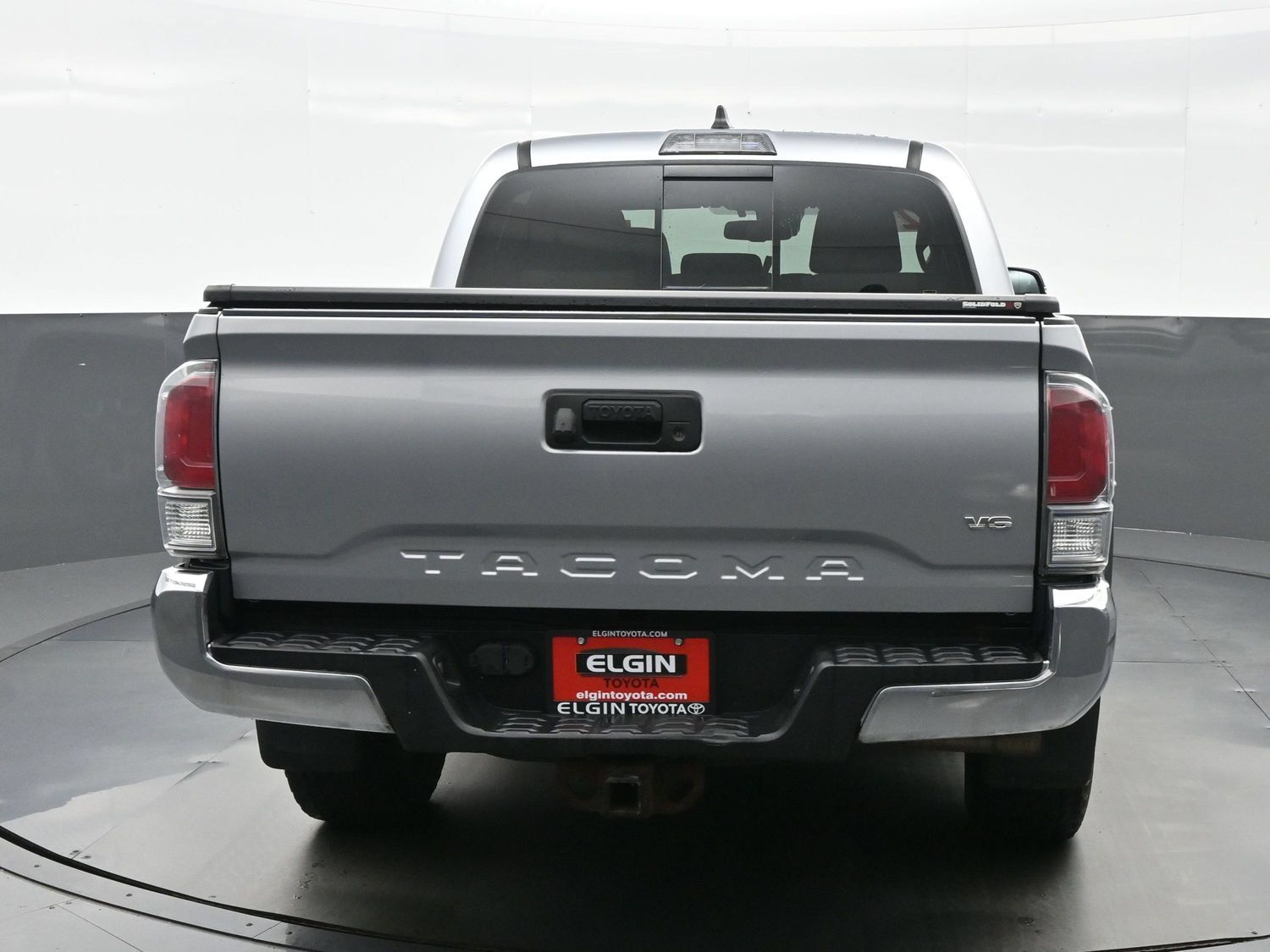 Used 2020 Toyota Tacoma TRD Off-Road AWD/4WD image 5