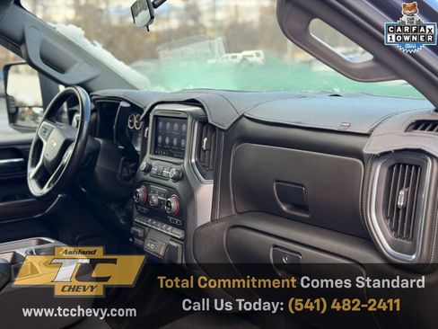 Certified 2022 Chevrolet Silverado 2500 LT w/ Convenience Package image 15