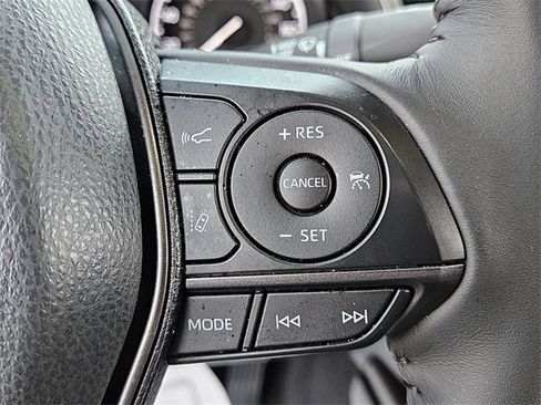 Used 2024 Toyota Camry SE image 22