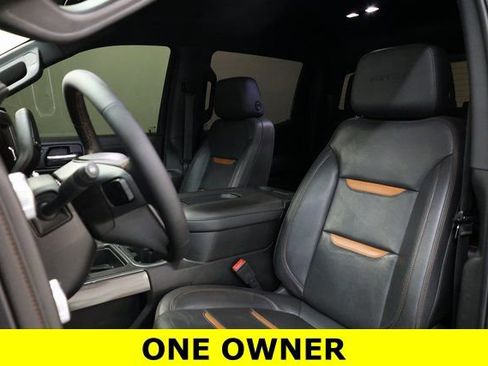 Used 2022 GMC Sierra 1500 AT4 w/ AT4 Preferred Package image 9