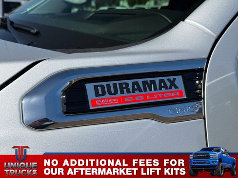 Used 2022 GMC Sierra 2500 Denali w/ Denali Ultimate Package image 10