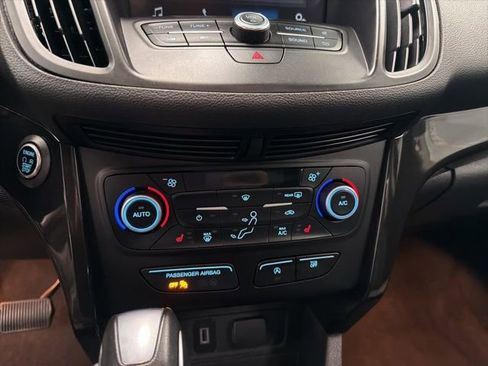 Used 2019 Ford Escape SE AWD/4WD image 20