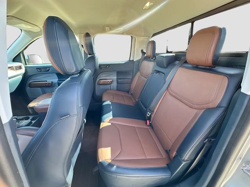 Certified 2022 Ford Maverick Lariat w/ Equipment Group 500A Standard image 21