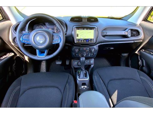 Used 2023 Jeep Renegade Altitude w/ Convenience Group I AWD/4WD image 14