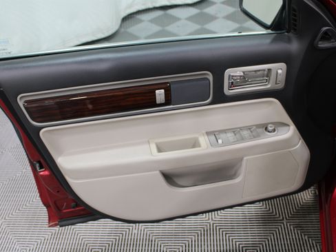 Used 2008 Lincoln MKZ FWD image 6