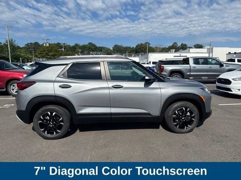 Used 2023 Chevrolet TrailBlazer LT FWD image 5