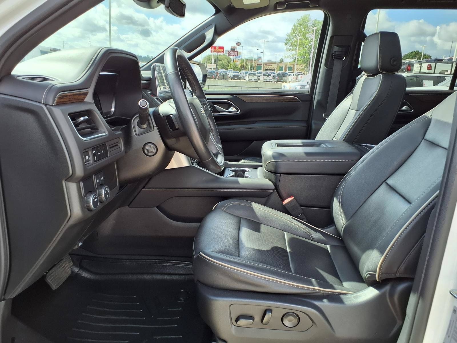 Used 2023 Chevrolet Tahoe Premier RWD image 15