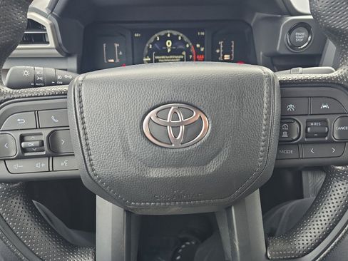 Used 2026 Toyota Tacoma SR5 AWD/4WD image 24