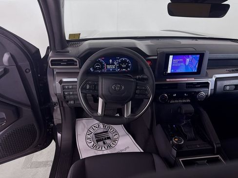 New 2026 Toyota Tacoma TRD Off-Road AWD/4WD image 18