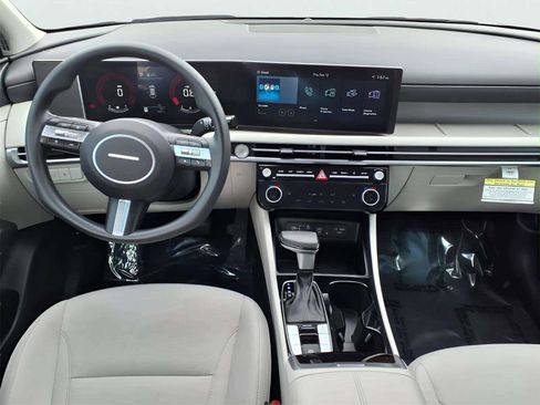 Certified 2025 Hyundai Tucson SEL image 10