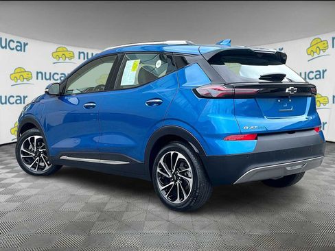 Used 2022 Chevrolet Bolt EUV Premier w/ Sun & Sound Package image 4