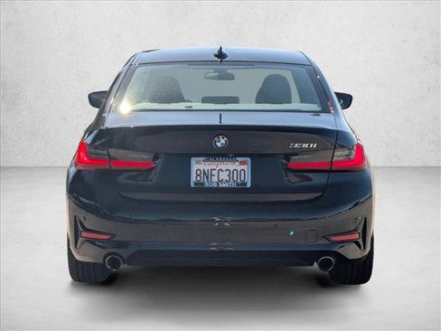 Used 2020 BMW 330i Sedan w/ Driving Assistance Package RWD image 7