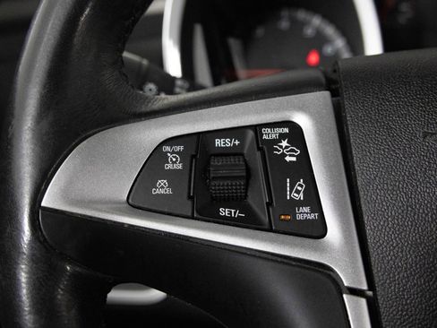 Used 2015 Chevrolet Equinox LTZ image 29