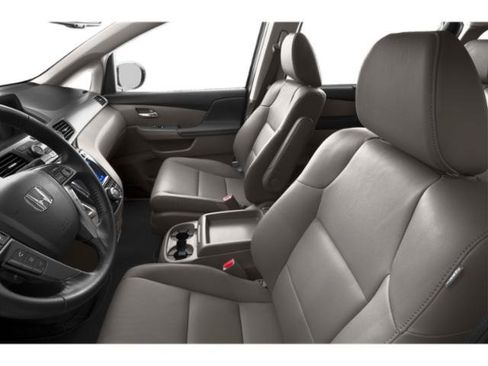 Used 2015 Honda Odyssey Touring image 8