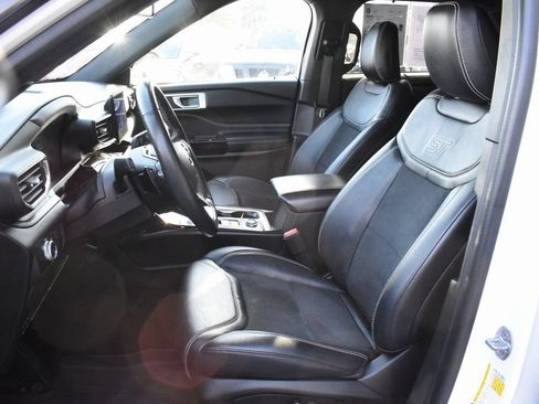 Used 2022 Ford Explorer ST AWD/4WD image 19