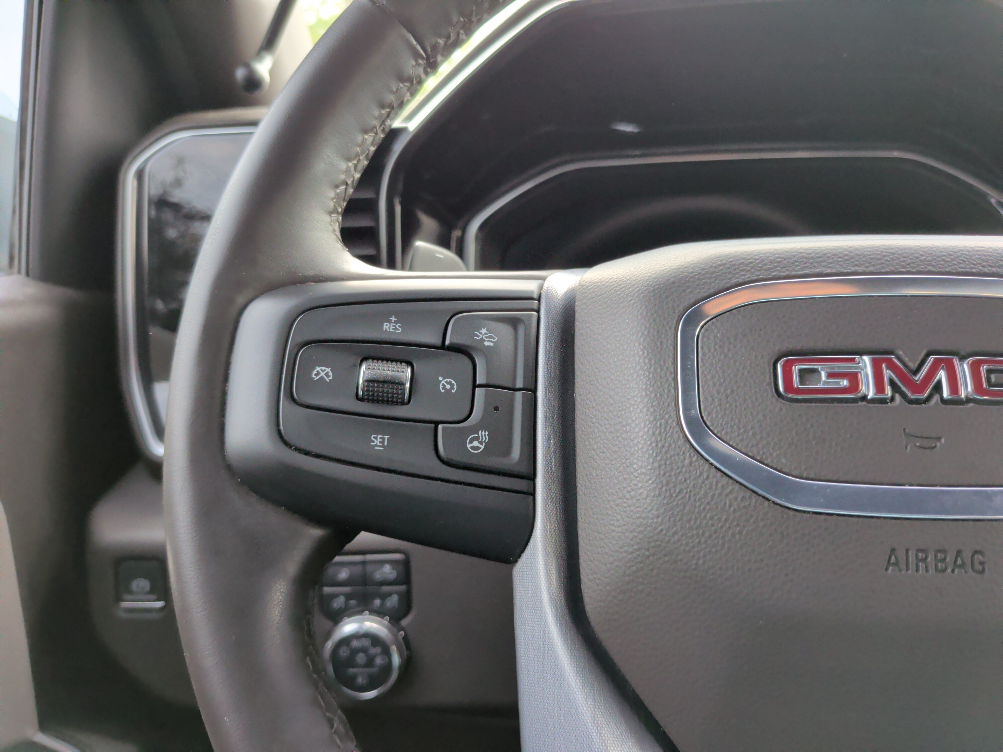 Used 2024 GMC Sierra 1500 SLT w/ SLT Premium Plus Package AWD/4WD image 22