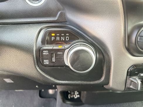 Used 2019 RAM 2500 Big Horn image 23