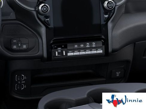 New 2026 RAM 2500 Tradesman AWD/4WD image 28